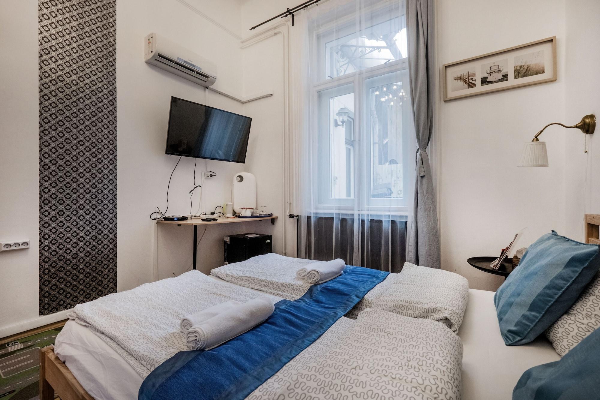 Europa Centerpoint Guesthouse Budapest Exterior foto